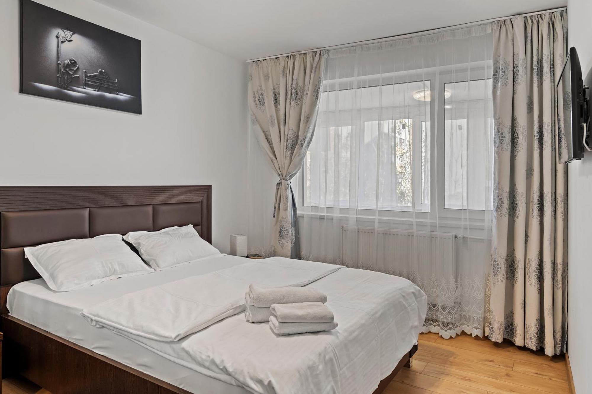 Apartament De Lux Drumul Taberei Букурещ Екстериор снимка