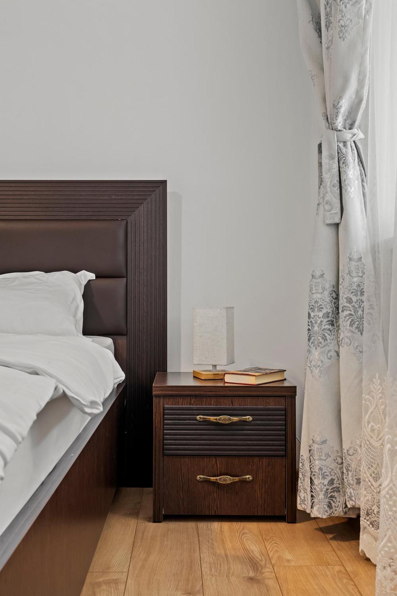 Apartament De Lux Drumul Taberei Букурещ Екстериор снимка