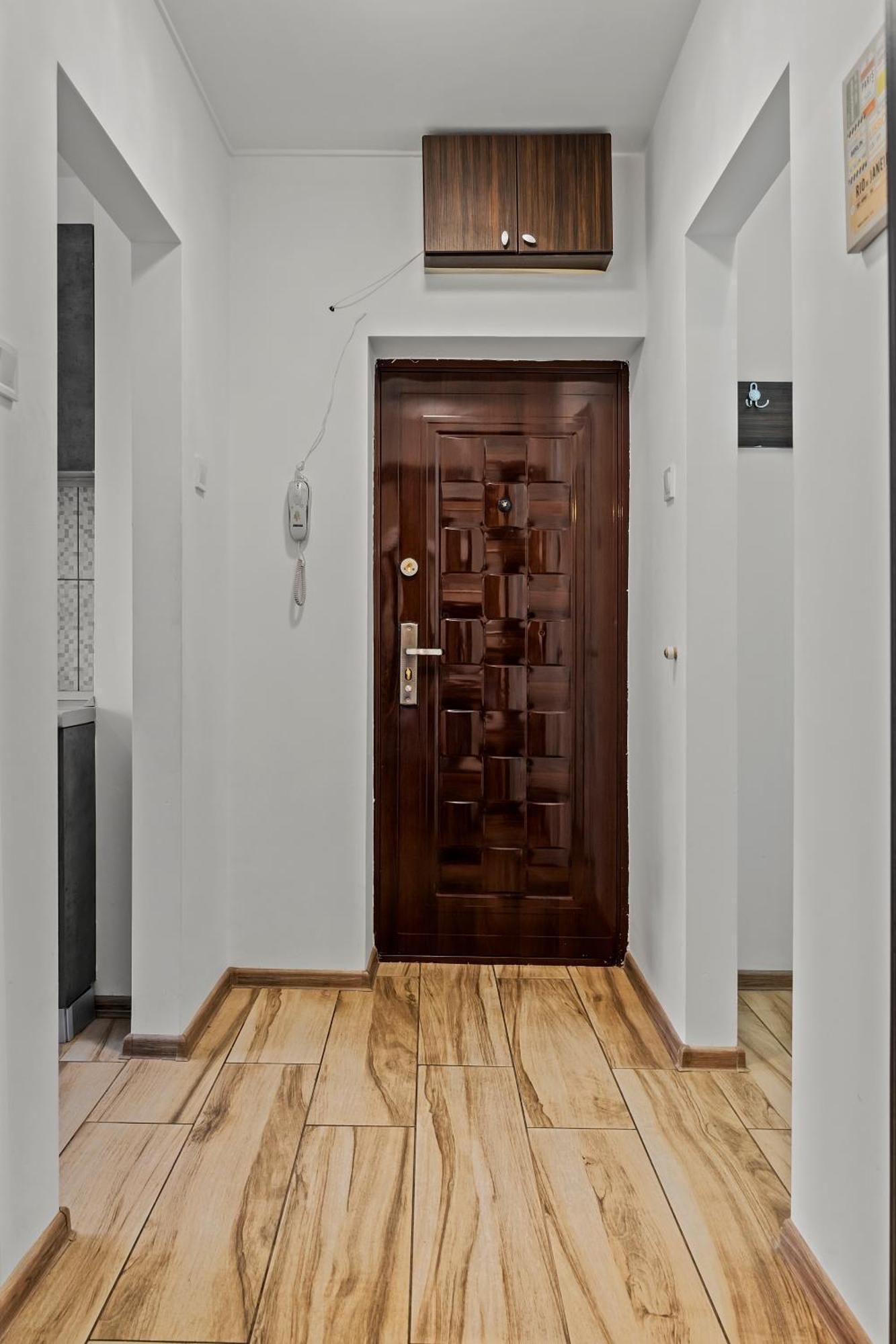 Apartament De Lux Drumul Taberei Букурещ Екстериор снимка